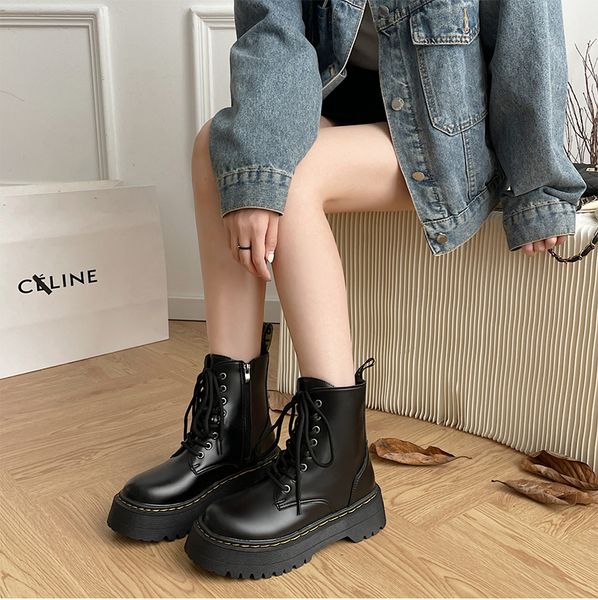 front lace-up combat boots 5cm chunky heel platform women boots british style thick sole increase height casual boots girls shoes 35-40, Black
front lace-up combat boots 5cm chunky heel platform women boots british style thick sole increase height casual boots girls shoes 35-40, Black