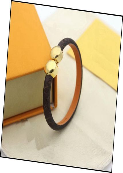 europe america fashion new style lady women round print flower design engrave v letter double rivets leather bracelet bangle2058853, Black
europe america fashion new style lady women round print flower design engrave v letter double rivets leather bracelet bangle2058853, Black