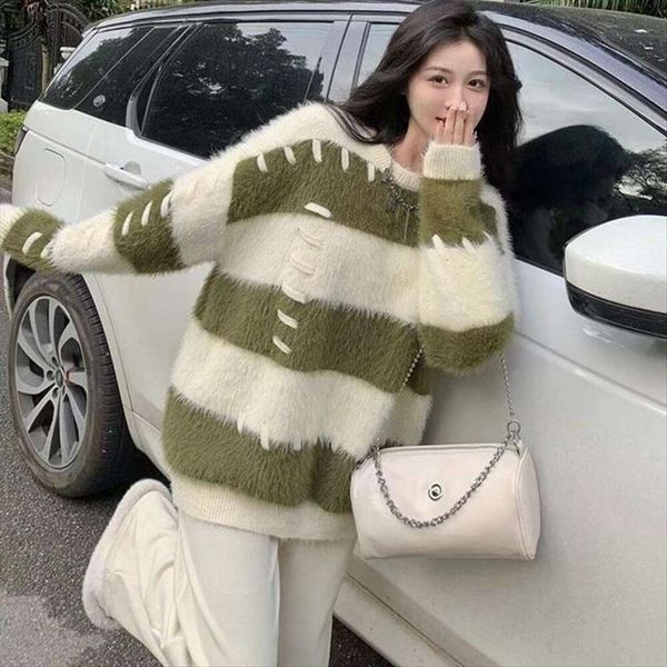 source imitation mink fur clothes sweaters for women winter thick loose design niche stripes, White;black
source imitation mink fur clothes sweaters for women winter thick loose design niche stripes, White;black