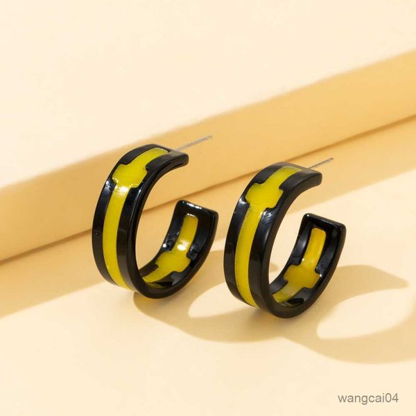 charm lady new fashion women's earrings same paragraph earrings jewelry wholesale r230901, Golden
charm lady new fashion women's earrings same paragraph earrings jewelry wholesale r230901, Golden
