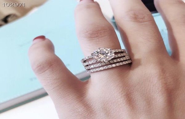 luxury classic designer s925 sterling silver full crystal four layers hollow wedding ring for women jewelry2348147, Golden;silver
luxury classic designer s925 sterling silver full crystal four layers hollow wedding ring for women jewelry2348147, Golden;silver