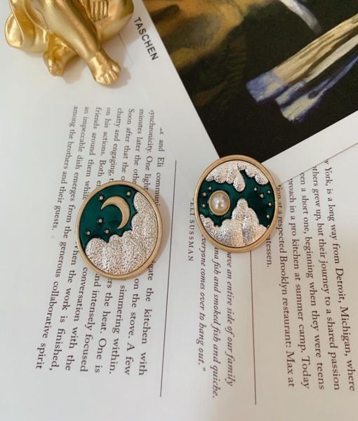 luxury designer palace style vintage brooches for couples sun moon shaped enamel fashion sweater brooch pins9086681, Gray
luxury designer palace style vintage brooches for couples sun moon shaped enamel fashion sweater brooch pins9086681, Gray