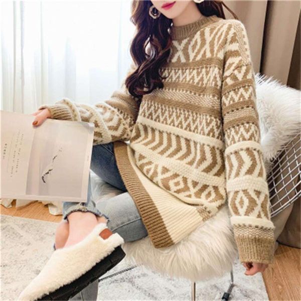 autumn and winter color matching thick sweater loose pullover round neck lazy mid length korean for women, White;black
autumn and winter color matching thick sweater loose pullover round neck lazy mid length korean for women, White;black