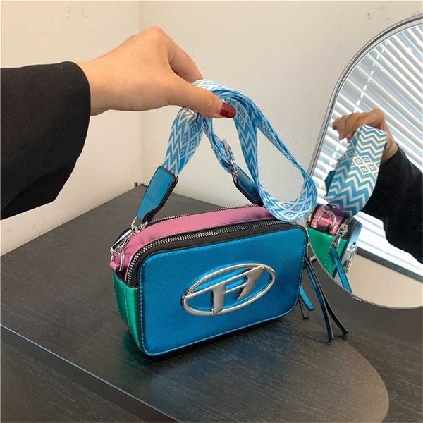 square french one shoulder handbag small leather exquisite network women's mouth red bag personalized versatile 50% off wholesale
square french one shoulder handbag small leather exquisite network women's mouth red bag personalized versatile 50% off wholesale