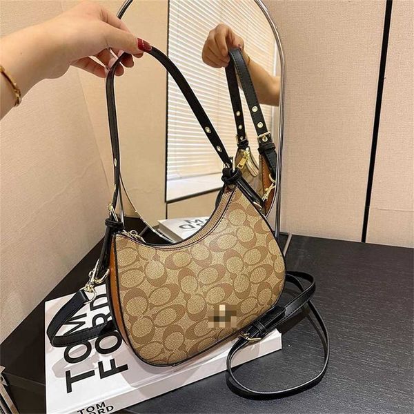 2023 new crescent underarm women's shoulder commuter versatile fashion casual bag women 50% off outlet store
2023 new crescent underarm women's shoulder commuter versatile fashion casual bag women 50% off outlet store