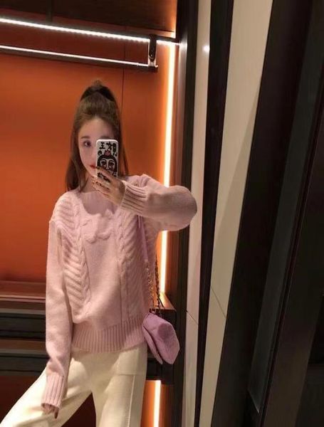 fallwinter 2021 fashion designer highend women039s sweater crewneck comfortable soft cashmere cotton 3 color mix design7455569, White;black
fallwinter 2021 fashion designer highend women039s sweater crewneck comfortable soft cashmere cotton 3 color mix design7455569, White;black