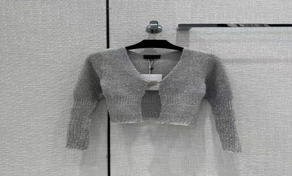 milan runway sweaters 2022 summer autumn v neck women039s sweaters high end jacquard cardigan designer sweater 0615174669176, White;black
milan runway sweaters 2022 summer autumn v neck women039s sweaters high end jacquard cardigan designer sweater 0615174669176, White;black
