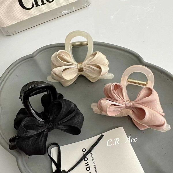 mori style simple bowknot hair clip female with half prick grip the head fairy like temperament and high-end shark grip, Slivery;white
mori style simple bowknot hair clip female with half prick grip the head fairy like temperament and high-end shark grip, Slivery;white