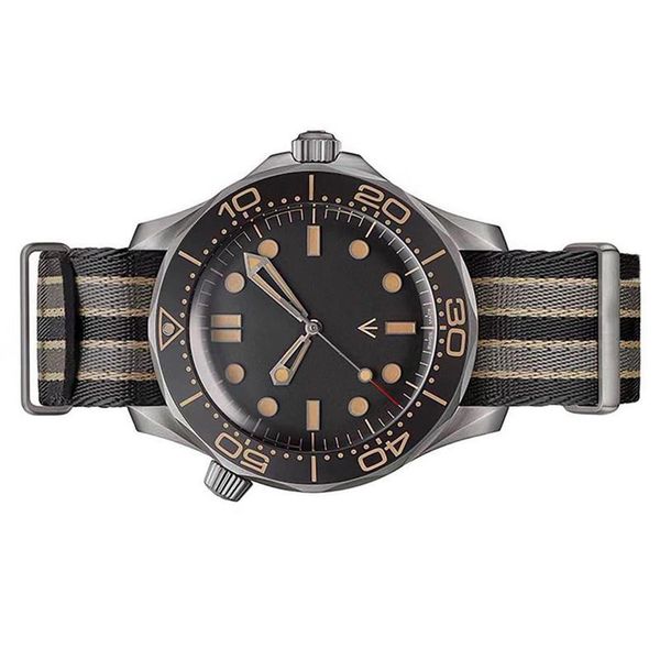 watch automatic mechanical movement diver edition mens watch fashion designer watchs montre de luxe reloj sports man wristwatches 260e, Slivery;brown
watch automatic mechanical movement diver edition mens watch fashion designer watchs montre de luxe reloj sports man wristwatches 260e, Slivery;brown