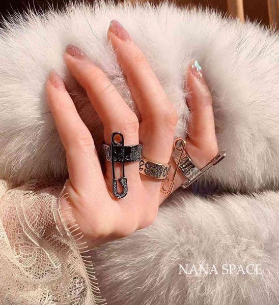 western empress dowager039s saturn pin with diamond personalized simple goldplated ring for men and women9912190, Silver
western empress dowager039s saturn pin with diamond personalized simple goldplated ring for men and women9912190, Silver