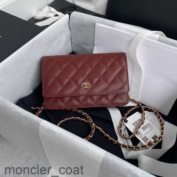 designer shoulder bag chain strap handbags plaid purses double letter solid buckle sheepskin caviar pattern women's luxury evening bags
designer shoulder bag chain strap handbags plaid purses double letter solid buckle sheepskin caviar pattern women's luxury evening bags