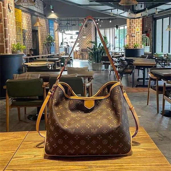 hong kong women's old flower bucket new trend versatile fashion large capacity one shoulder crossbody bag off wholesale
hong kong women's old flower bucket new trend versatile fashion large capacity one shoulder crossbody bag off wholesale