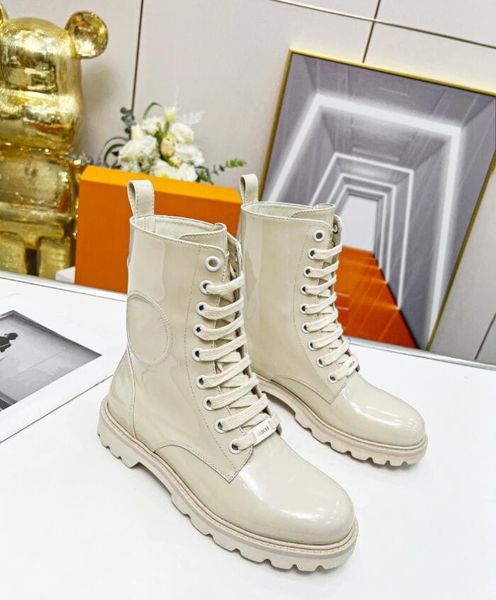 latest women's boots flat bottom round head front lace up side zipper lacquer leather canvas upper formal casual banquet work matching, Black
latest women's boots flat bottom round head front lace up side zipper lacquer leather canvas upper formal casual banquet work matching, Black