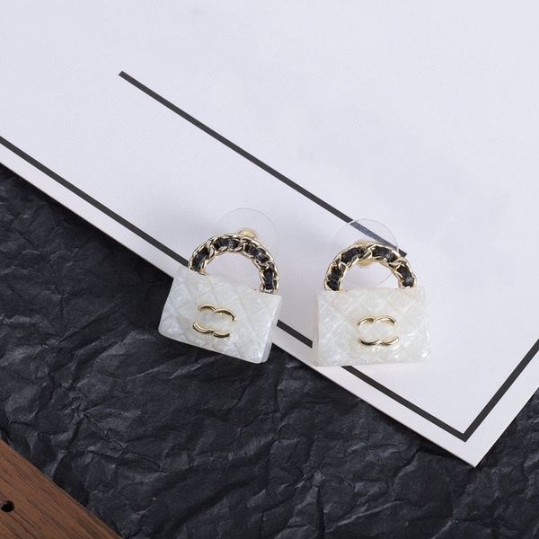 plated 925 silver luxury brand designers letters stud geometric famous women round crystal rhinestone earring wedding perty jewerlry circula, Golden;silver
plated 925 silver luxury brand designers letters stud geometric famous women round crystal rhinestone earring wedding perty jewerlry circula, Golden;silver