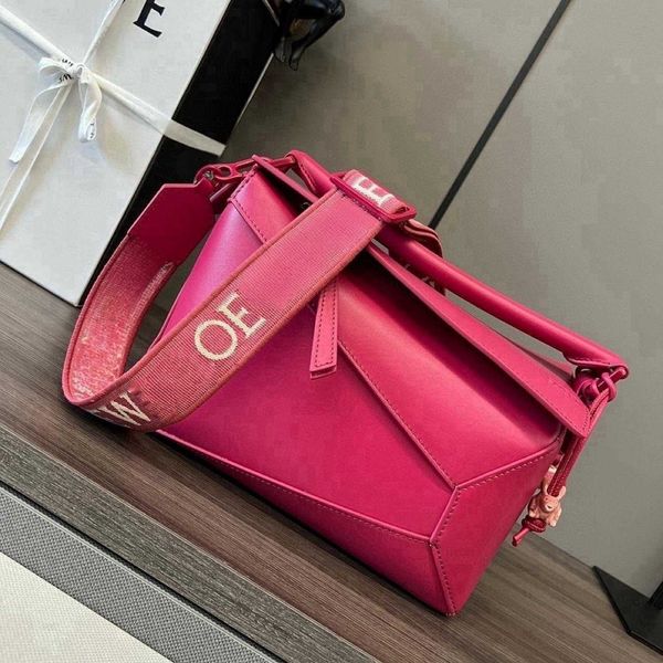 10a high-end designer bag puzzles women's shoulder handbag lowe brand genuine leather geometric tote patchwork embroidery wide strap cr
10a high-end designer bag puzzles women's shoulder handbag lowe brand genuine leather geometric tote patchwork embroidery wide strap cr