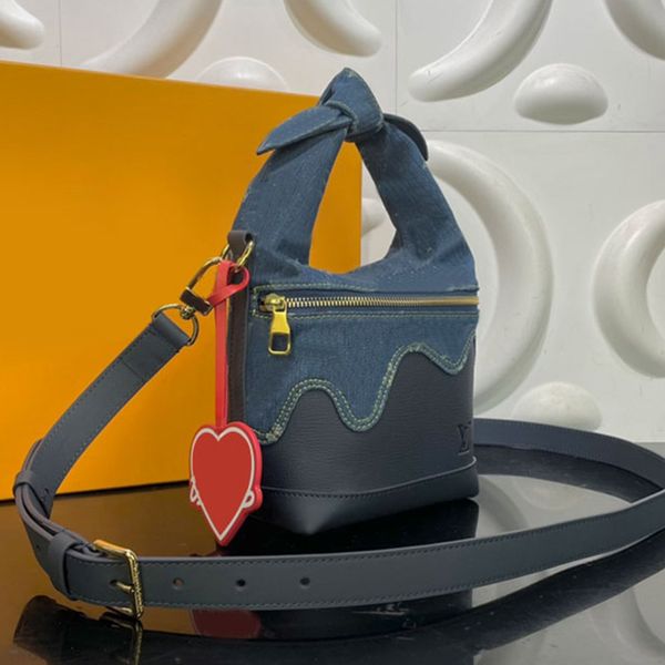 denim bucket bag knot handle tote bag women crossbody bags shoulder bags purse mirror quality handbag cowhide leather zipper heart shaped la
denim bucket bag knot handle tote bag women crossbody bags shoulder bags purse mirror quality handbag cowhide leather zipper heart shaped la