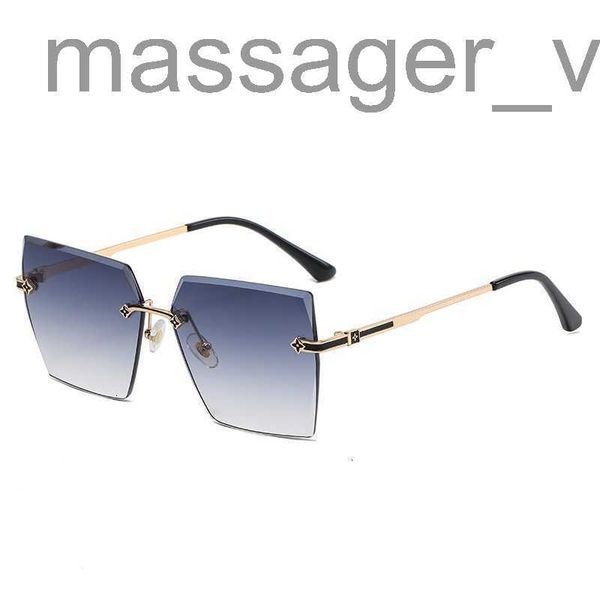 leaf four new clover trendy frameless cut edge sunglasses with metal box for sun protection and versatile high-end sunglasses odzt 1 ouas, White;black
leaf four new clover trendy frameless cut edge sunglasses with metal box for sun protection and versatile high-end sunglasses odzt 1 ouas, White;black