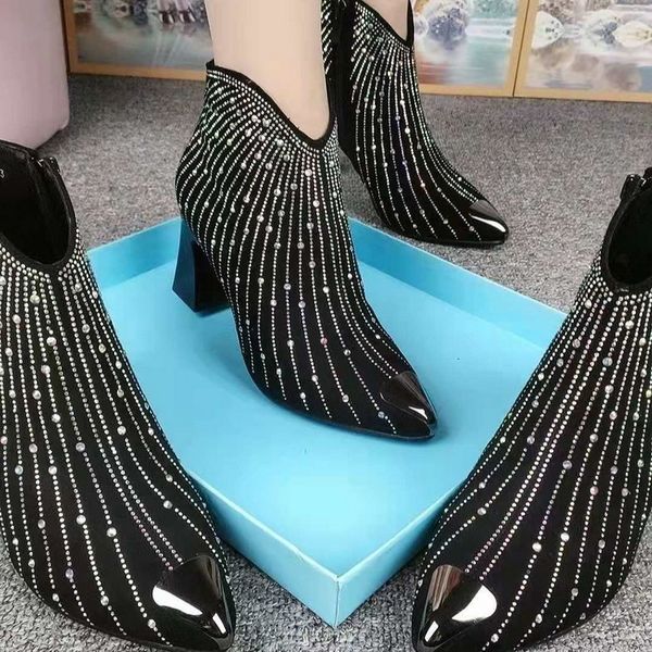 boot ankle fashion autumnwinter shoes shine short botas side zip pointed toe black 230831
boot ankle fashion autumnwinter shoes shine short botas side zip pointed toe black 230831