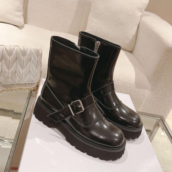designer boots, short boots, button short boots, women's fashion versatile boots, high leather autumn and winter boots, leather ankle s, Black
designer boots, short boots, button short boots, women's fashion versatile boots, high leather autumn and winter boots, leather ankle s, Black