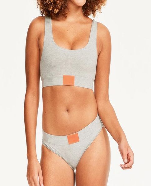 2019 brand new style women039s tracksuits women bra thong suits and bra briefs suits 4 colors sport running vest underwear suit3149308, Gray
2019 brand new style women039s tracksuits women bra thong suits and bra briefs suits 4 colors sport running vest underwear suit3149308, Gray