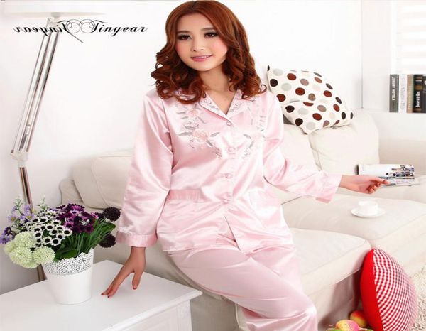 whole in stock pijamas mujer silk full sleeve spring summer large size combinaison pyjama floral embroidery night sleepwear 37863768, Black;red
whole in stock pijamas mujer silk full sleeve spring summer large size combinaison pyjama floral embroidery night sleepwear 37863768, Black;red