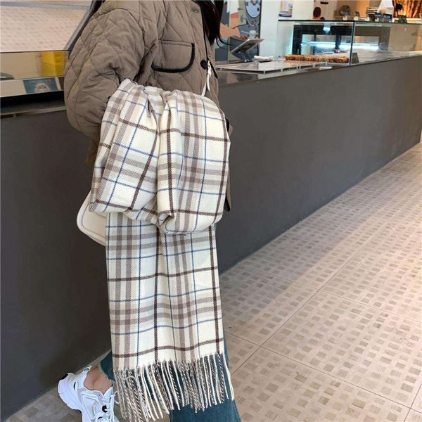 korean version of plaid tassels cashmere scarf womens winter warmth soft glutinous casual beige shawl, Blue;gray
korean version of plaid tassels cashmere scarf womens winter warmth soft glutinous casual beige shawl, Blue;gray