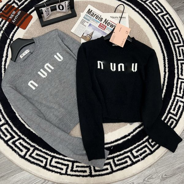 women's sweater loose short design knit sweater 2023 autumn winter thick needle texture round neck coat loose slimming, White;black
women's sweater loose short design knit sweater 2023 autumn winter thick needle texture round neck coat loose slimming, White;black