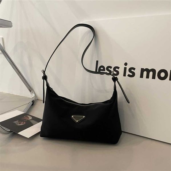 underarm method stick 2023 new shoulder hobo crescent cross straddle bag women's fashion 50% off wholesale
underarm method stick 2023 new shoulder hobo crescent cross straddle bag women's fashion 50% off wholesale