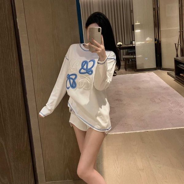 2023 early autumn women's new fashion 3d embroidery contrast letter loose sleeve pullover t-shirt sweater, White;black
2023 early autumn women's new fashion 3d embroidery contrast letter loose sleeve pullover t-shirt sweater, White;black