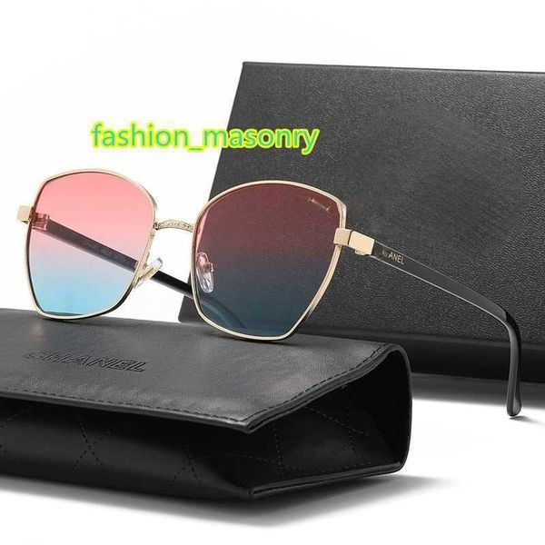 glasses cool sunglasses fashion designer sunglasses classic glasses goggles outdoor beach sunglasses men and women, White;black
glasses cool sunglasses fashion designer sunglasses classic glasses goggles outdoor beach sunglasses men and women, White;black
