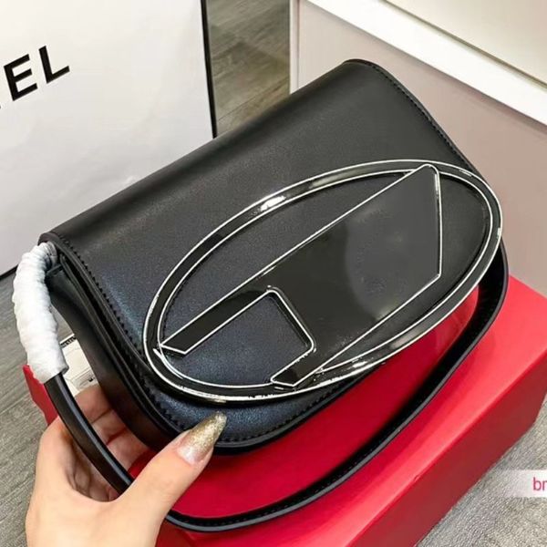 designer bag shoulder bag flap jingle women's handbags tote clutch crossbody bags underarm tote bag wallet, Red;black
designer bag shoulder bag flap jingle women's handbags tote clutch crossbody bags underarm tote bag wallet, Red;black