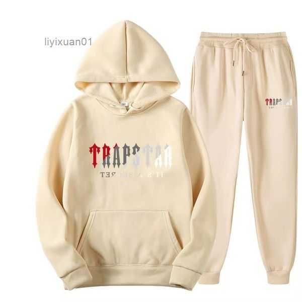 tracksuit trapstars brand printed sportswear men's t shirts 16 colors warm two pieces set loose hoodie sweatshirt pants jogging sweate, Black
tracksuit trapstars brand printed sportswear men's t shirts 16 colors warm two pieces set loose hoodie sweatshirt pants jogging sweate, Black
