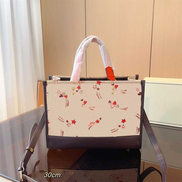 luxury handbag women's bag designer crossbody shoulder pu large capacity printing coabag
luxury handbag women's bag designer crossbody shoulder pu large capacity printing coabag
