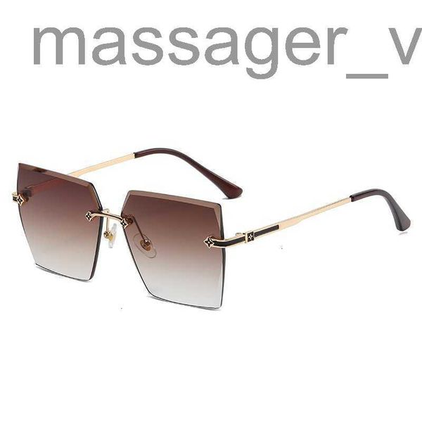 clover four leaf New trendy frameless cut edge sunglasses with metal box for sun protection and versatile high-end sunglasses ODZT 6XPR
clover four leaf New trendy frameless cut edge sunglasses with metal box for sun protection and versatile high-end sunglasses ODZT 6XPR