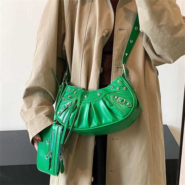 new half moon netizens same heavy locomotive fashion trend one shoulder crossbody bag off wholesale
new half moon netizens same heavy locomotive fashion trend one shoulder crossbody bag off wholesale