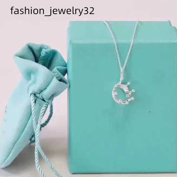 designers necklace luxury designer necklaces women charm jewelry light luxurys classic love pendant simple clavicle chain for birthday crown, Silver
designers necklace luxury designer necklaces women charm jewelry light luxurys classic love pendant simple clavicle chain for birthday crown, Silver