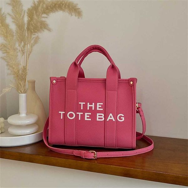 korean fashion commuter big women's casual tote bag 2023 summer niche texture diagonal cross handbag 50% off outlet store
korean fashion commuter big women's casual tote bag 2023 summer niche texture diagonal cross handbag 50% off outlet store