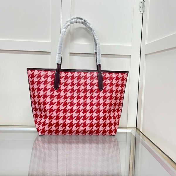 coabag large capacity handbags designer bags tote handbags women's luxury bags fashion multifunctional classic thousand bird check patt
coabag large capacity handbags designer bags tote handbags women's luxury bags fashion multifunctional classic thousand bird check patt