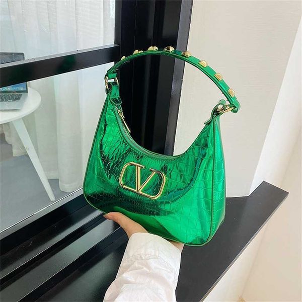 2023 solid color trendy and personalized daily commuting women's shoulder crossbody metal buckle underarm bag 50% off wholesale
2023 solid color trendy and personalized daily commuting women's shoulder crossbody metal buckle underarm bag 50% off wholesale