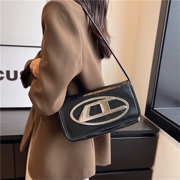 xiaozhong design dingdang 2023 portable underarm women's millennium spicy girl style one shoulder crossbody bag outlet 50% off
xiaozhong design dingdang 2023 portable underarm women's millennium spicy girl style one shoulder crossbody bag outlet 50% off