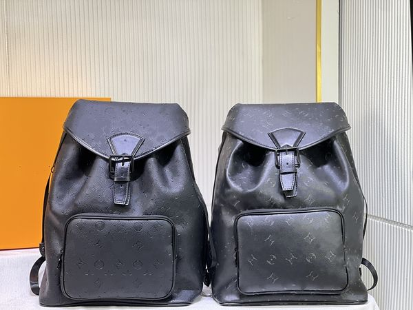 r mens montsouris backpack embossing leather monograms large capacity outdoor backpack fashion travel bag mens knapsack two styles m23127
r mens montsouris backpack embossing leather monograms large capacity outdoor backpack fashion travel bag mens knapsack two styles m23127