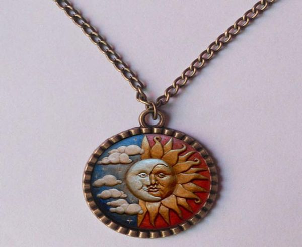 whole sun and moon necklace kissing charm pendant yoga men love pendant jewelry chain picture po art distributor new 20165879966, Silver
whole sun and moon necklace kissing charm pendant yoga men love pendant jewelry chain picture po art distributor new 20165879966, Silver