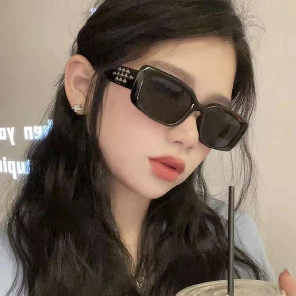 reductive square women street s concave shaped sunglasses anti ultraviolet, White;black
reductive square women street s concave shaped sunglasses anti ultraviolet, White;black