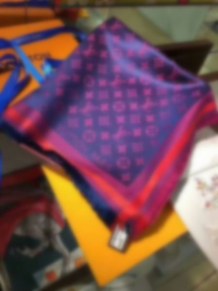 designer scarf set for men women winter wool fashion designers cashmere shawl ring luxury plaid check sciarpe echarpe homme with box, Blue;gray
designer scarf set for men women winter wool fashion designers cashmere shawl ring luxury plaid check sciarpe echarpe homme with box, Blue;gray