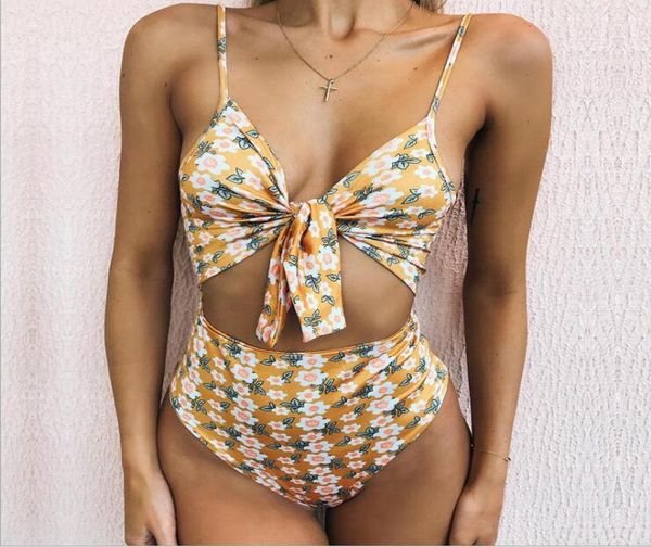 latest design young girls dot print swimwear ladies mature bikinis swimsuit new fashion bathing suit9764151, White;black
latest design young girls dot print swimwear ladies mature bikinis swimsuit new fashion bathing suit9764151, White;black