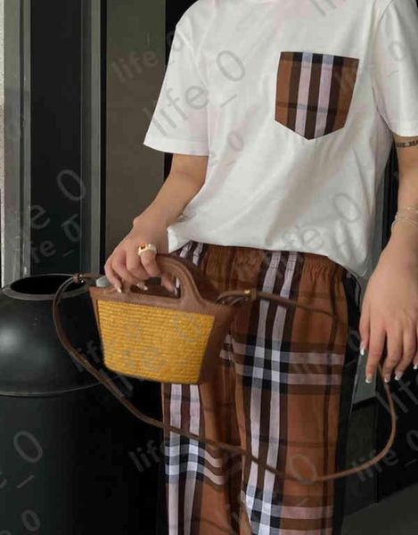 luxury womens two piece pants classic plaid stitching shortsleeved tshirt trousers suit fashion designer clothing for women5827063, White
luxury womens two piece pants classic plaid stitching shortsleeved tshirt trousers suit fashion designer clothing for women5827063, White