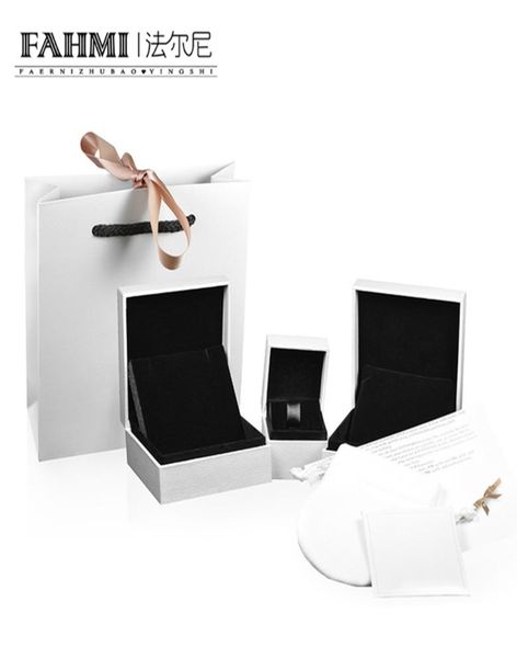 fahmi genuine bangle fashion bracele charm beads crystal for set box women original jewelry charm birthdaygift box2307879, Black;white
fahmi genuine bangle fashion bracele charm beads crystal for set box women original jewelry charm birthdaygift box2307879, Black;white