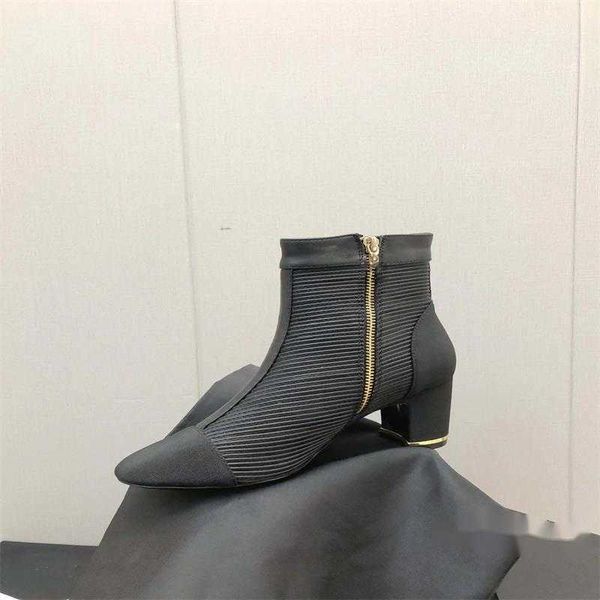 casual shoes fashionable short boots good quality boots designer women's martin luxury fashion, Black
casual shoes fashionable short boots good quality boots designer women's martin luxury fashion, Black