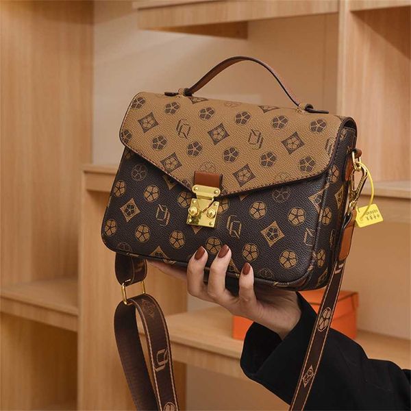 women's new versatile fashion shoulder small square broadband crossbody bag off wholesale
women's new versatile fashion shoulder small square broadband crossbody bag off wholesale