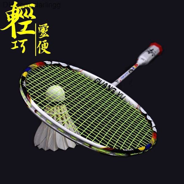 badminton rackets ultra light 8u 62g carbon fiber badminton rackets professional offensive type racket with strings bags q230901
badminton rackets ultra light 8u 62g carbon fiber badminton rackets professional offensive type racket with strings bags q230901